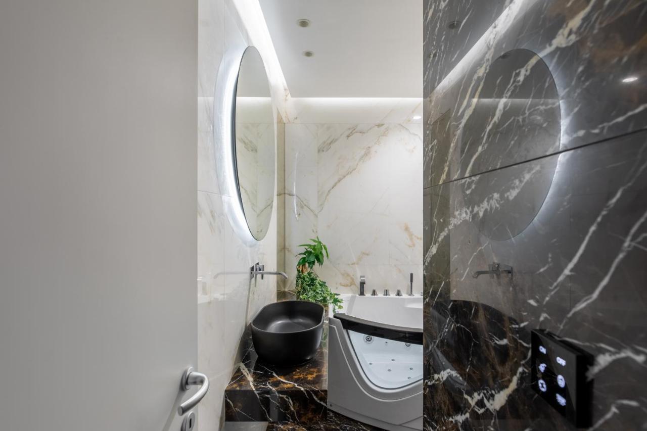 Iflat The Trevi View Apartment Rome Bagian luar foto