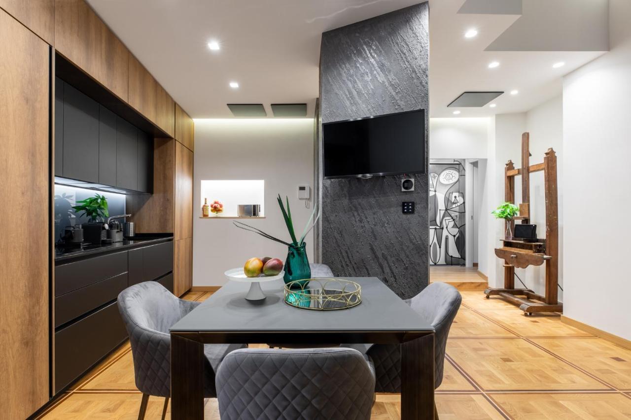 Iflat The Trevi View Apartment Rome Bagian luar foto